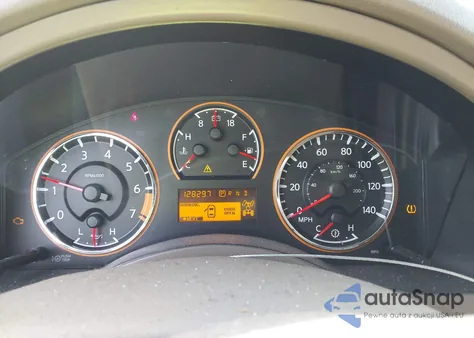 2015 Nissan Armada Platinum z USA, uszkodzony, nr VIN 5N1AA0NE5FN604057